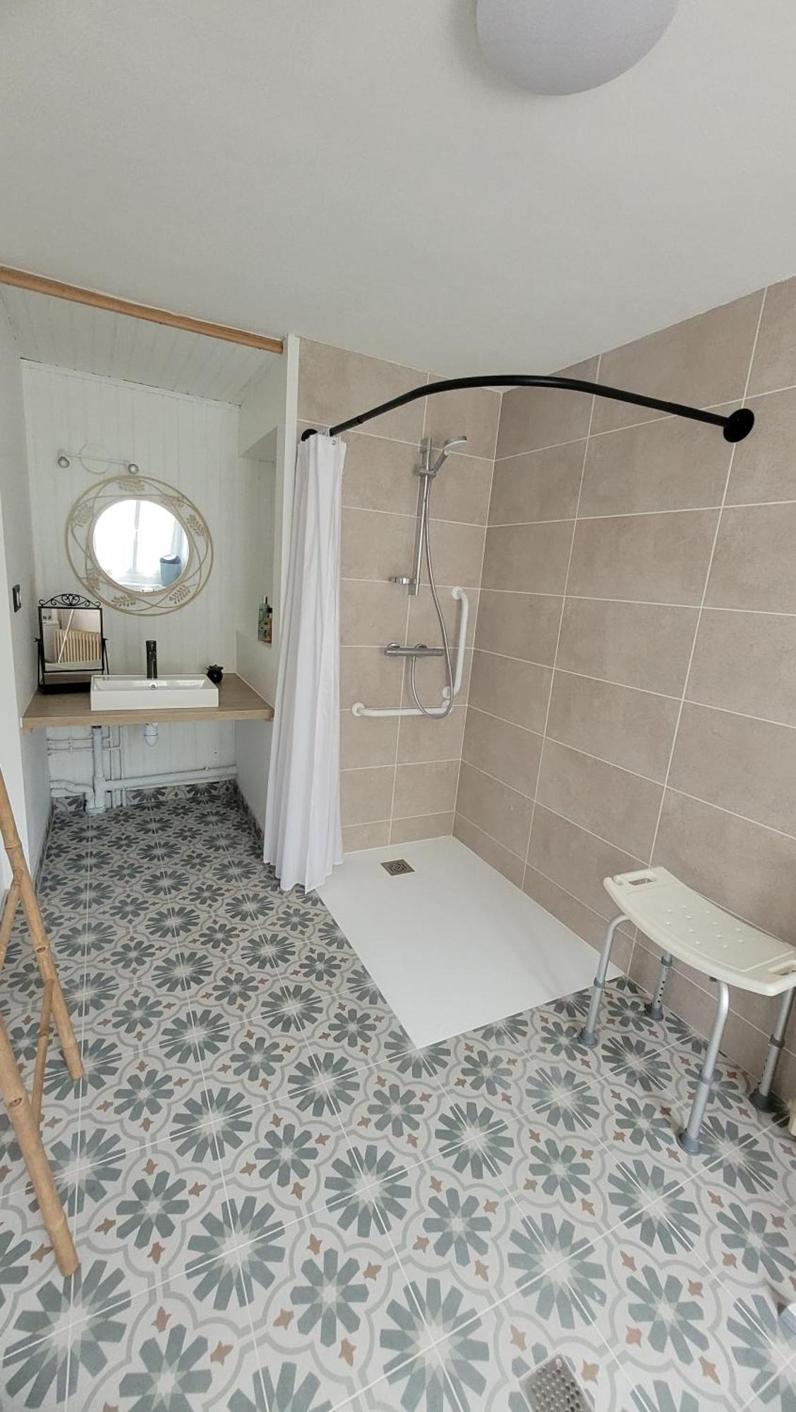 Le Truc En Plus, Accessibles Pmr, Appartement 45 M2 Mitoyen Dans Une Maison Avec Un Autre Appartement Guérard Dış mekan fotoğraf